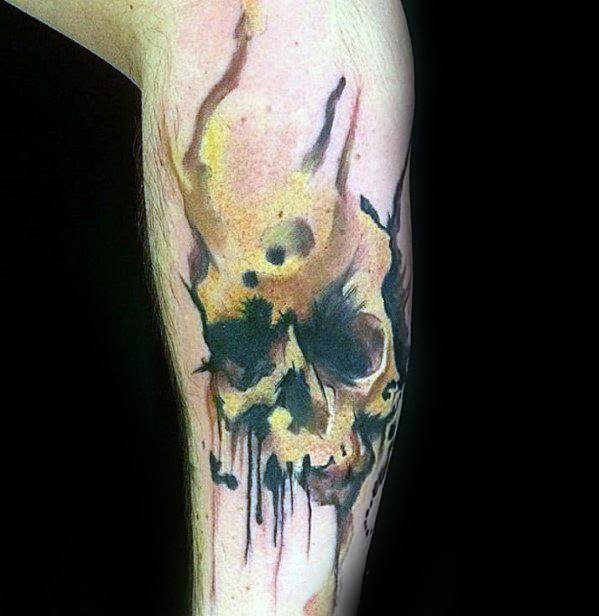 tatuaje calavera acuarela para hombre 28