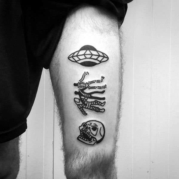 tatuaje calavera simple para hombre 12