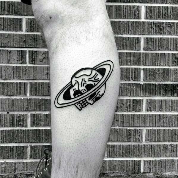 tatuaje calavera simple para hombre 17