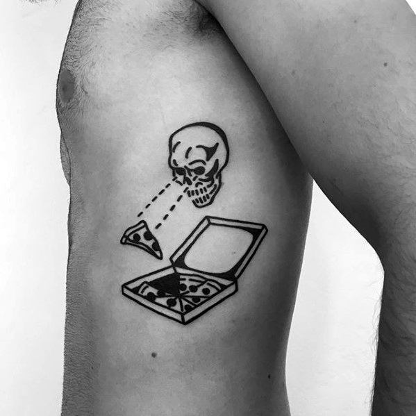 tatuaje calavera simple para hombre 18