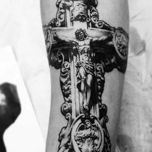 tatuaje catolico para hombre 02