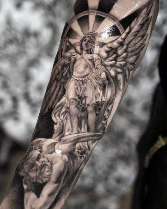 tatuaje catolico para hombre 46