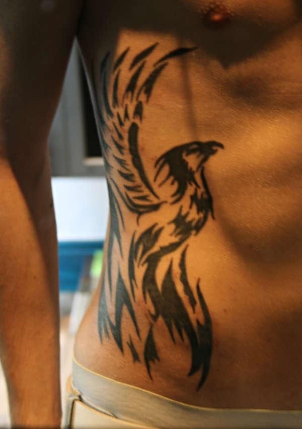 tatuaje costillas para hombre 09
