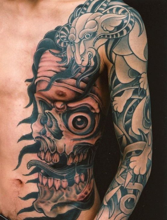 tatuaje costillas para hombre 23