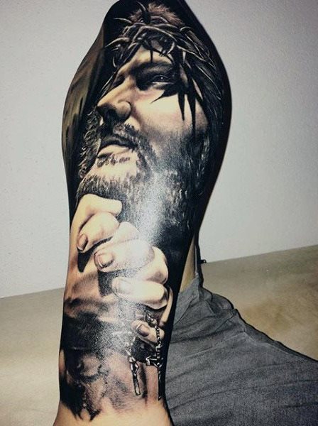 tatuaje cristiano para hombre 04