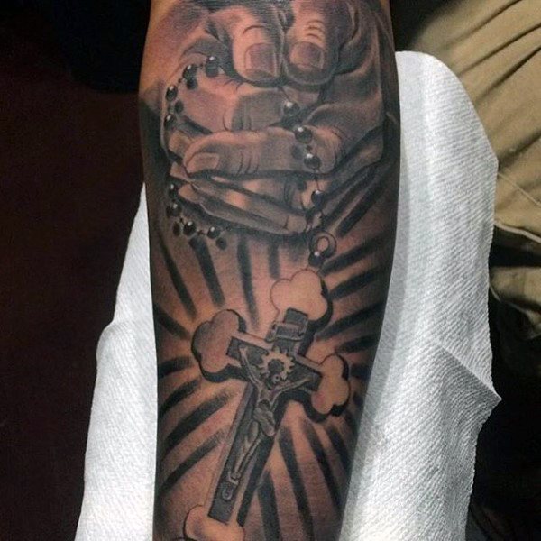 tatuaje cristiano para hombre 23