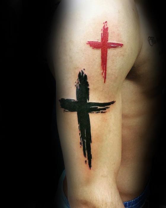 tatuaje cruz simple para hombre 20