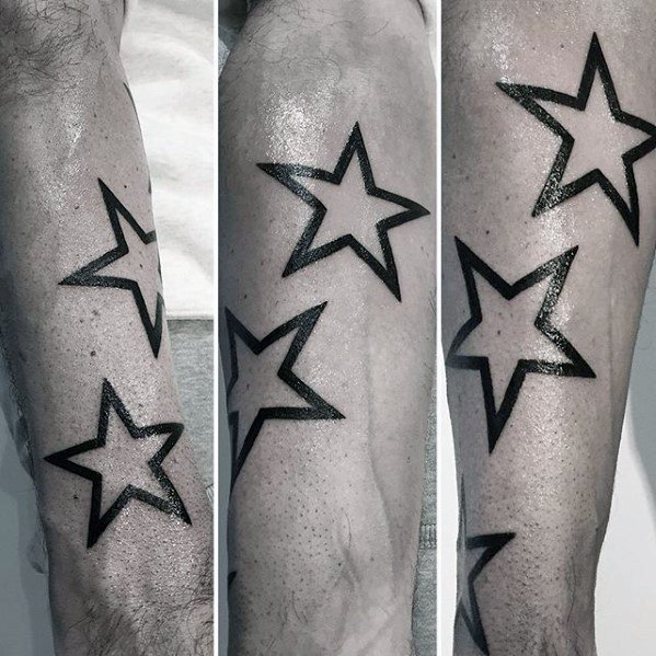 tatuaje estrella simple para hombre 09