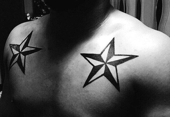 tatuaje estrella simple para hombre 34