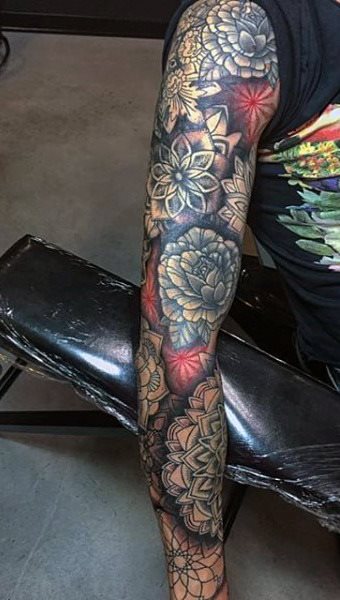 tatuaje flor para hombre 01