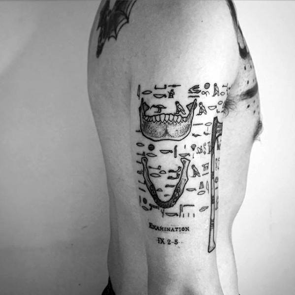 tatuaje increible brazo para hombre 05