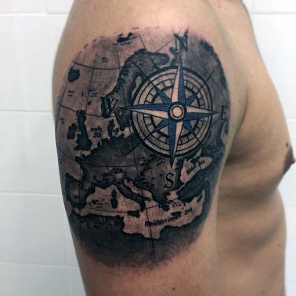 tatuaje increible brazo para hombre 17