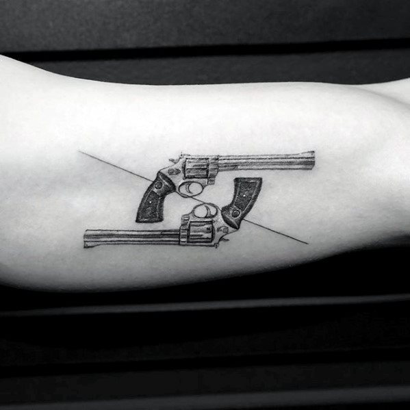 tatuaje increible brazo para hombre 36