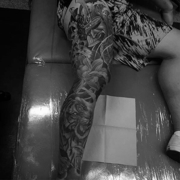 tatuaje increible manga para hombre 48