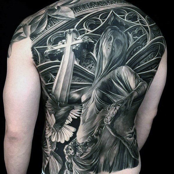 tatuaje increible para hombre 13