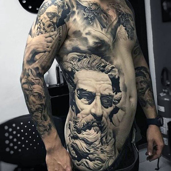 tatuaje increible para hombre 22