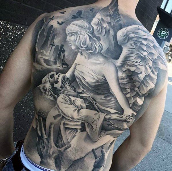 tatuaje increible para hombre 32