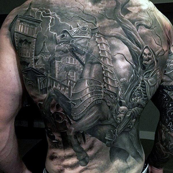 tatuaje increible para hombre 33