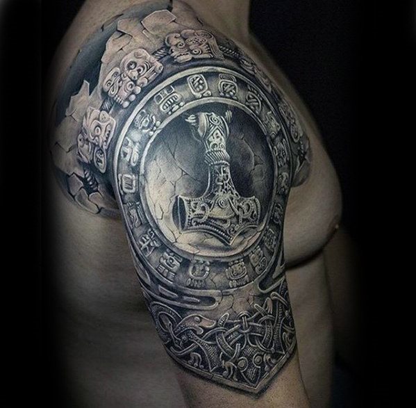 tatuaje increible para hombre 36