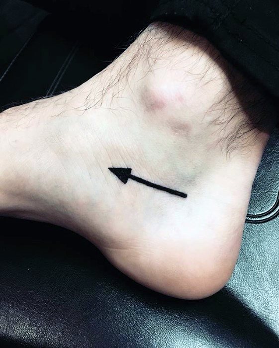 tatuaje increible pequeno para hombre 09