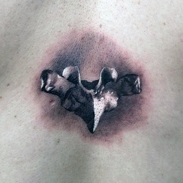 tatuaje increible pequeno para hombre 12