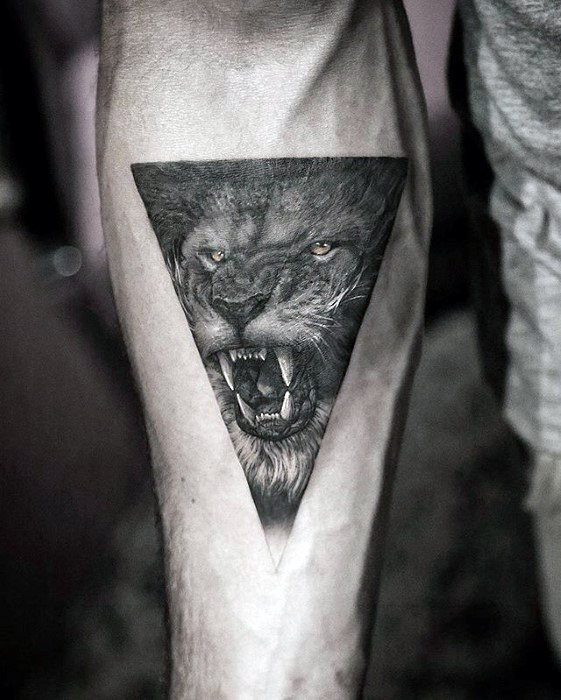 tatuaje increible pequeno para hombre 34