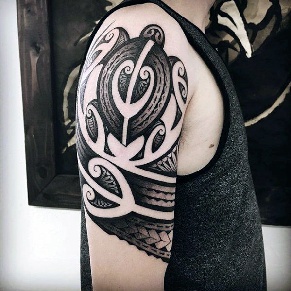 tatuaje increible tribal para hombre 63