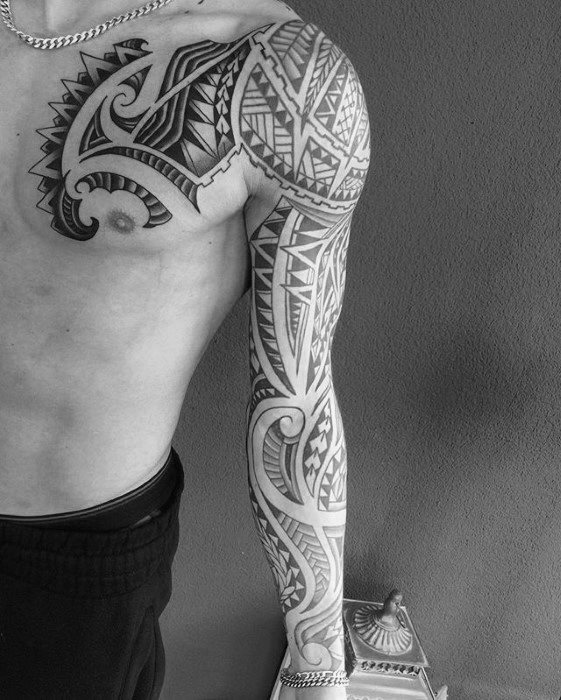 tatuaje increible tribal para hombre 65