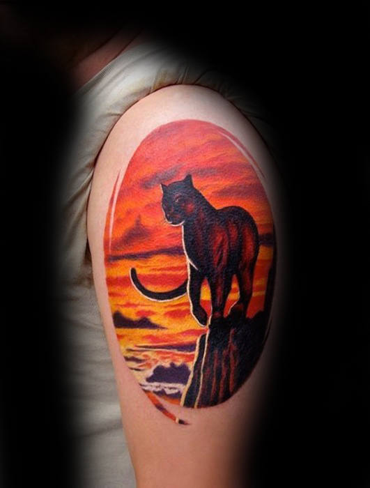 tatuaje inusual para hombre 23