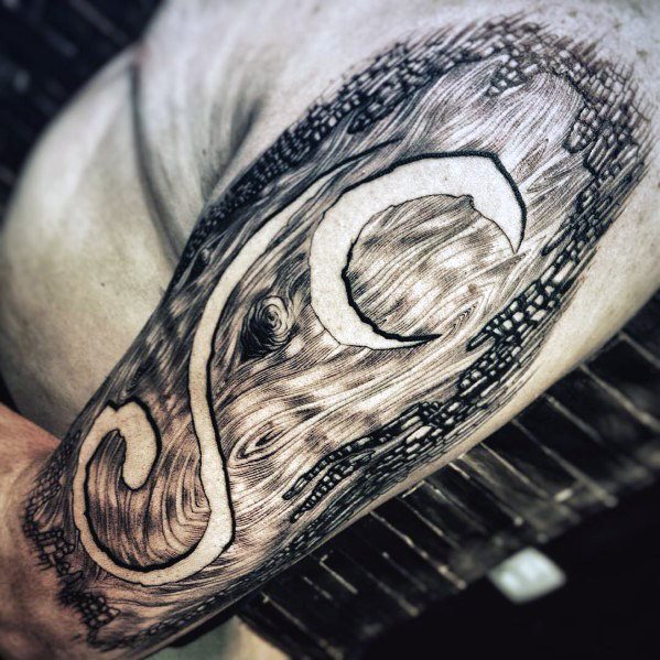 tatuaje inusual para hombre 28