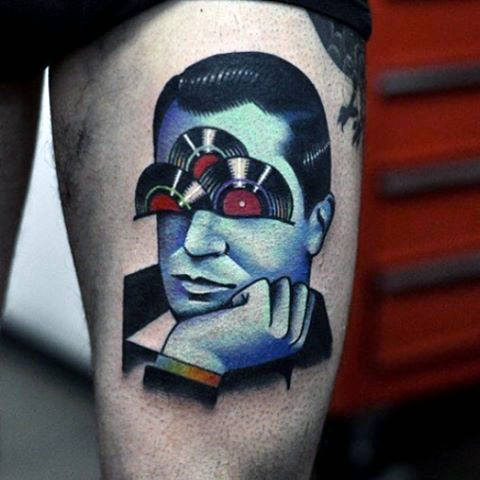 tatuaje inusual para hombre 36