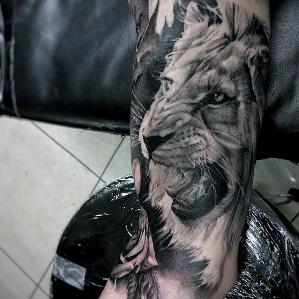 tatuaje leon para hombre 65