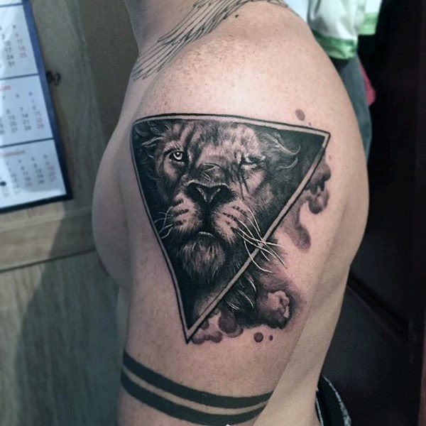tatuaje leon para hombre 82