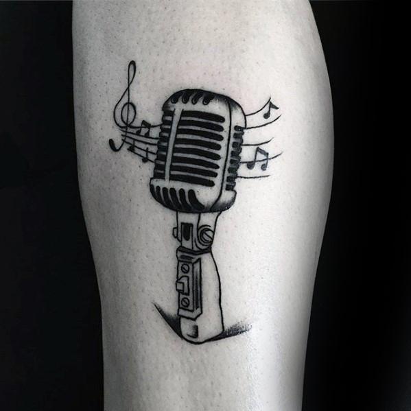 tatuaje musical simple para hombre 16