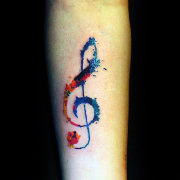 tatuaje musical simple para hombre 32