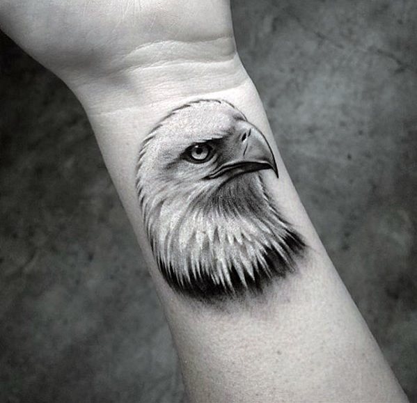 tatuaje pequeno perfecto para hombre 29