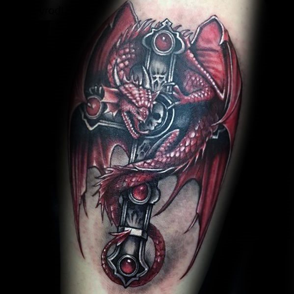 tatuaje preciosa cruz para hombre 09