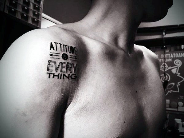 tatuaje precioso pequeno para hombre 13