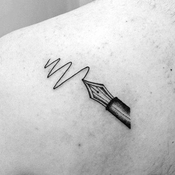 tatuaje precioso pequeno para hombre 15