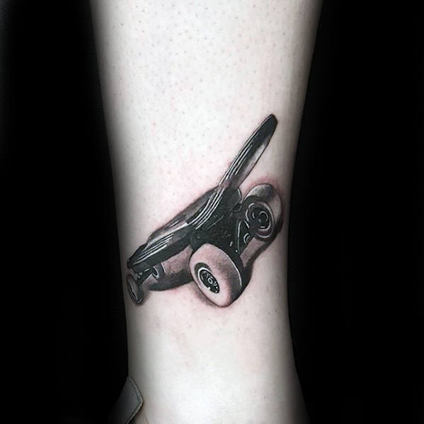 tatuaje precioso pequeno para hombre 17
