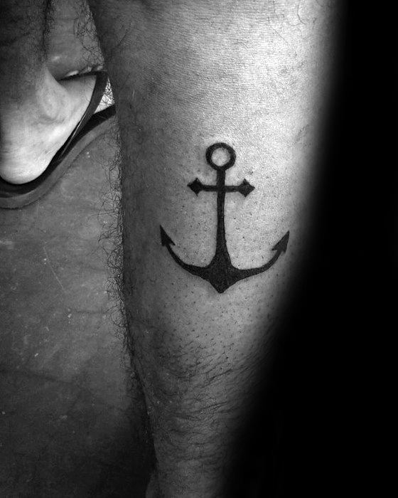 tatuaje precioso pequeno para hombre 43