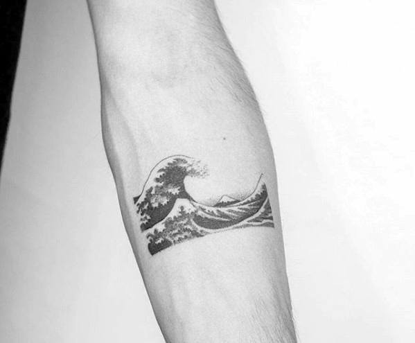 tatuaje precioso pequeno para hombre 47