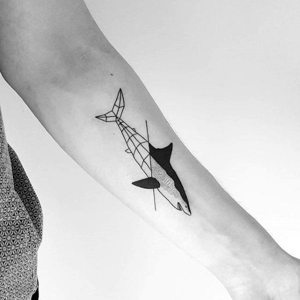 tatuaje simple antebrazo para hombre 06