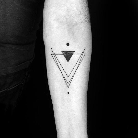 tatuaje simple antebrazo para hombre 16