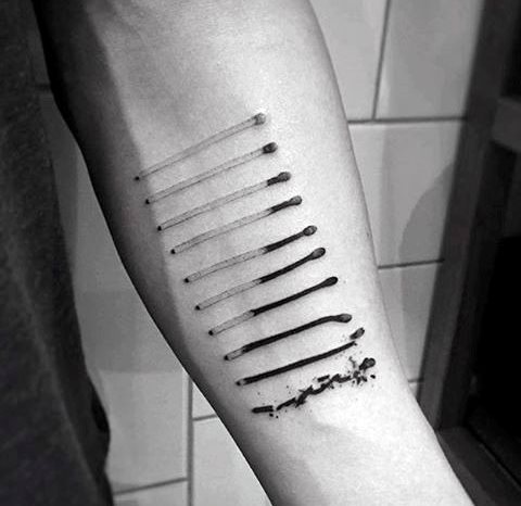 tatuaje simple antebrazo para hombre 33