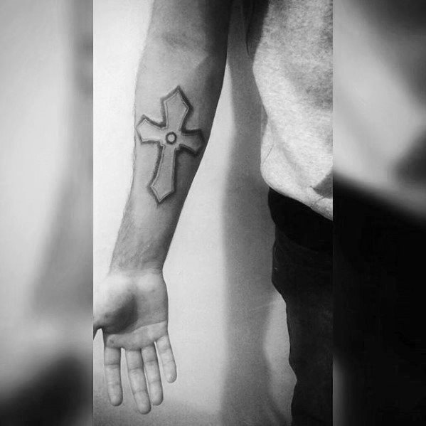 tatuaje simple cristiano para hombre 35