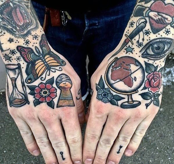 tatuaje simple mano para hombre 11