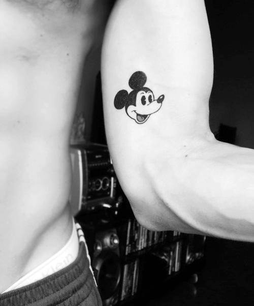 tatuaje simple para chico 10