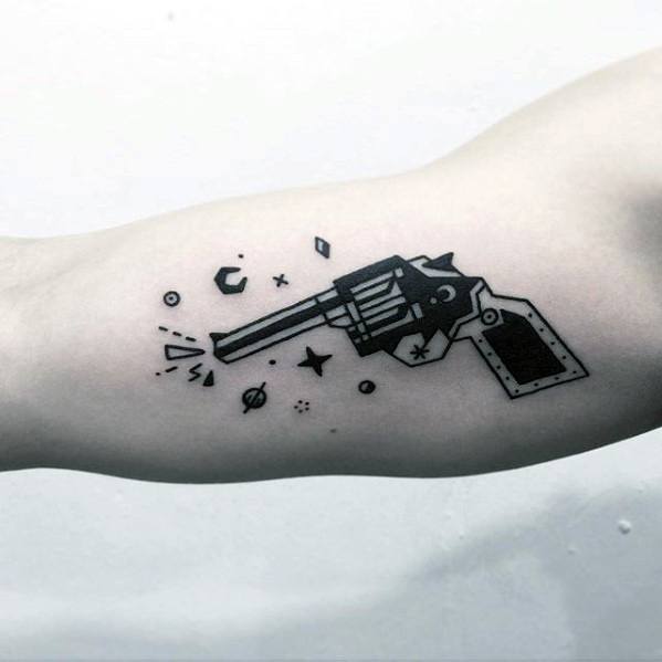 tatuaje simple para chico 13