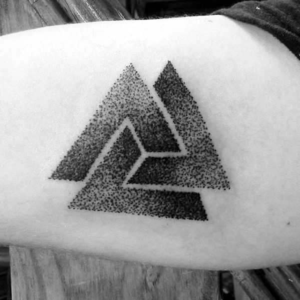 tatuaje simple para chico 29